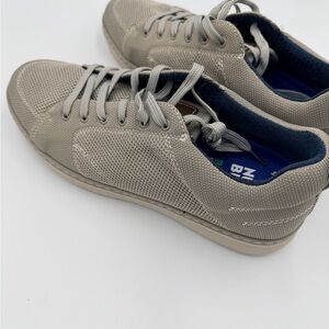 Nunn Bush Men's Sneakers in Light Gray